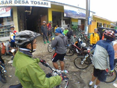 Finish Pasar Tosari